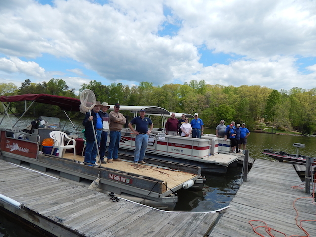 SML Rotary Sends 3 Pontoon Boats to help on Lake Clean UP Day